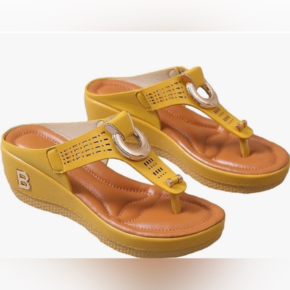 Sandals - Picture 2 of 2